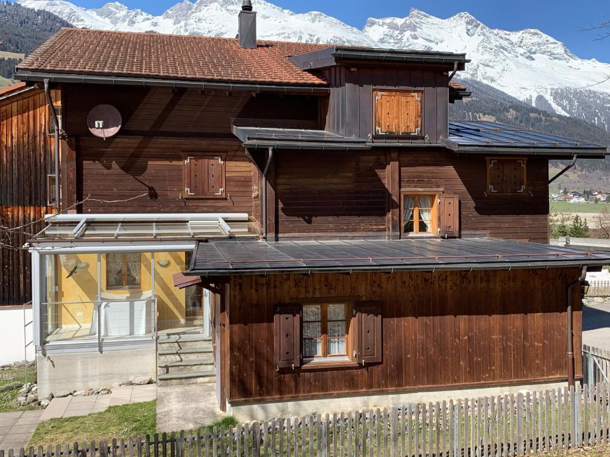 Casa Steilalva - Grosszuegiges Chalet Fuer Erholsamen Familienurlaub Surrein エクステリア 写真