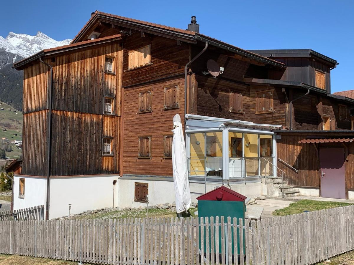 Casa Steilalva - Grosszuegiges Chalet Fuer Erholsamen Familienurlaub Surrein エクステリア 写真
