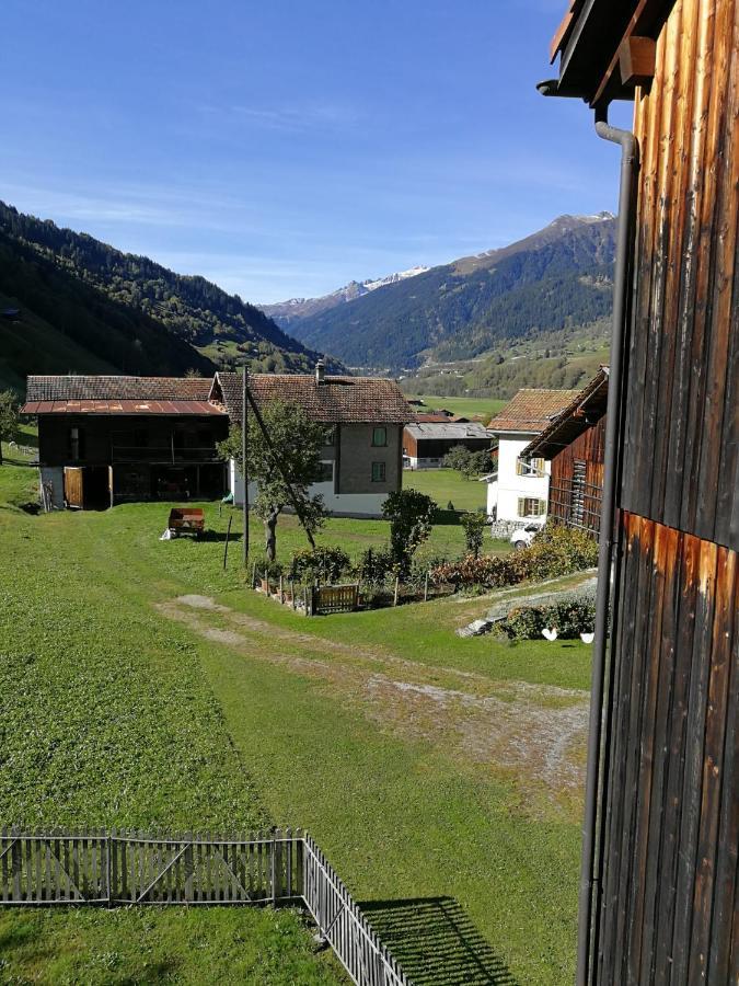 Casa Steilalva - Grosszuegiges Chalet Fuer Erholsamen Familienurlaub Surrein エクステリア 写真